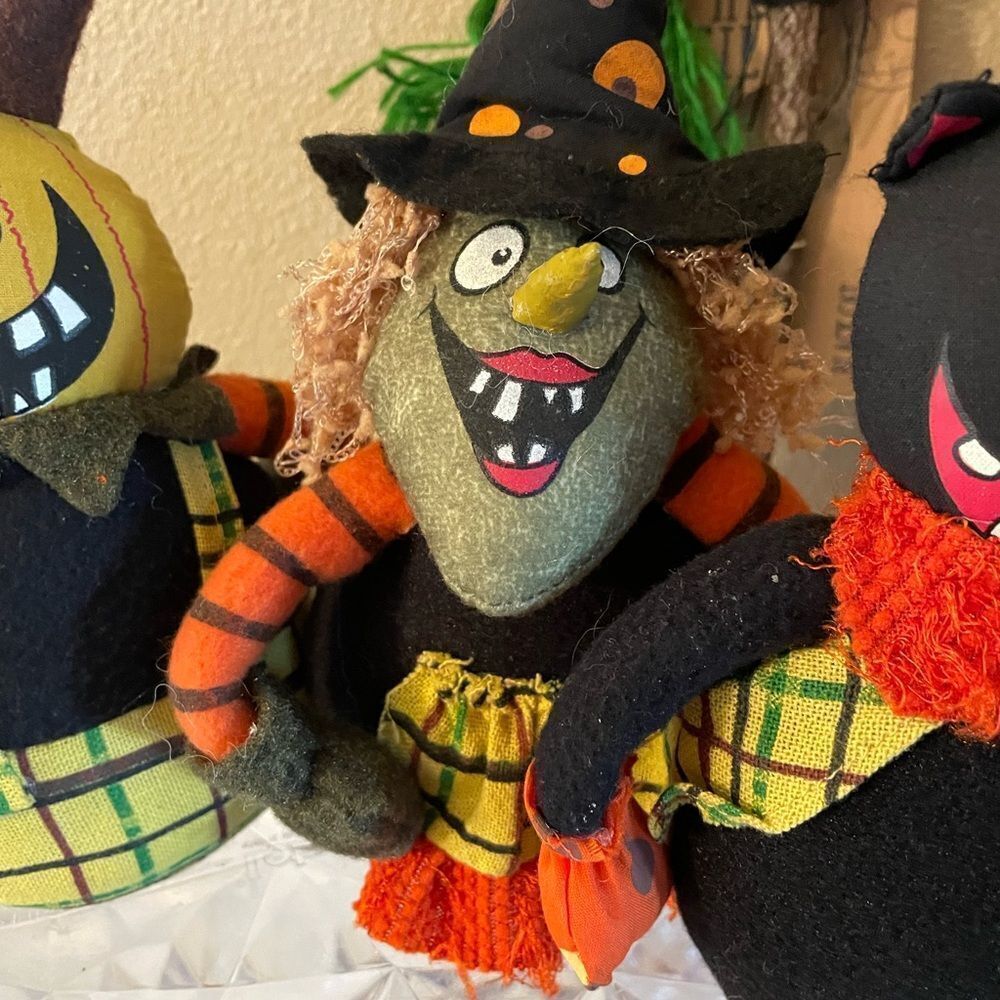 Halloween Bean Bag Characters Witch Cat plus Halloween Pencils Decorations - Picture 6 of 14
